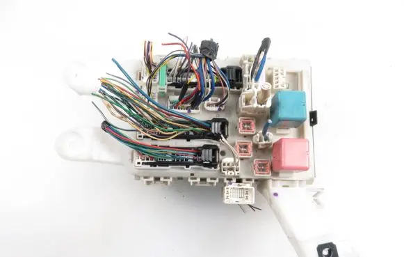 Toyota Auris 150 Fuse box set 02098D01 8273002130A