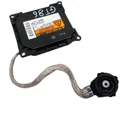 Toyota GT 86 Voltage converter/converter module 3900060082 MAX25000V 12V24V280