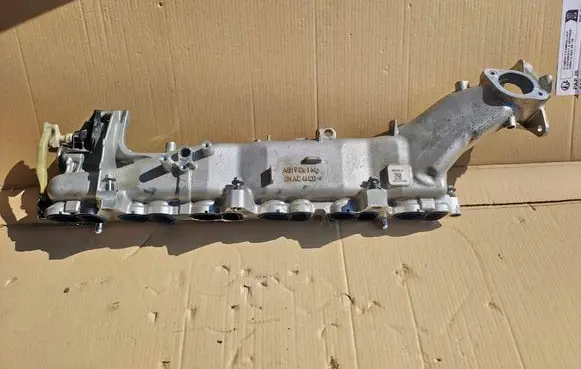 BMW X5 G05 Intake manifold 9885850 791801