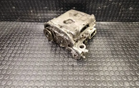 Subaru Outback Engine head T20D