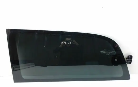 Mercedes-Benz Vito Viano W639 Rear side window