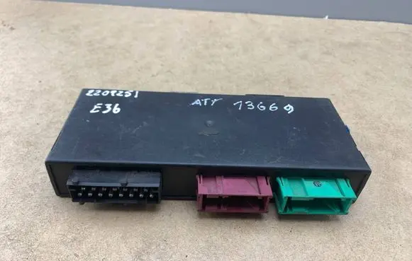 BMW 3 E36 Comfort/convenience module 8369482 61358369482 61358360060