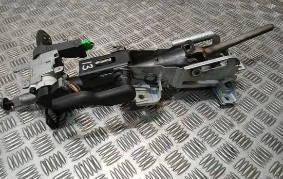 Volvo XC90 Steering wheel axle P30680740