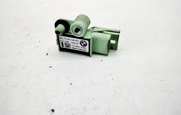 BMW X3 E83 Airbag deployment crash/impact sensor 9118167