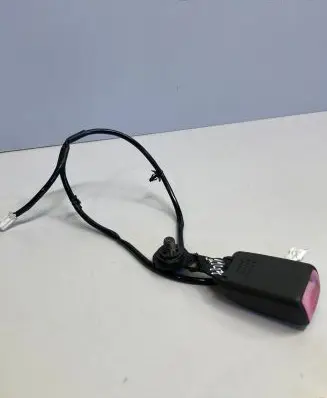 Nissan Pathfinder R51 Front seatbelt buckle E034501