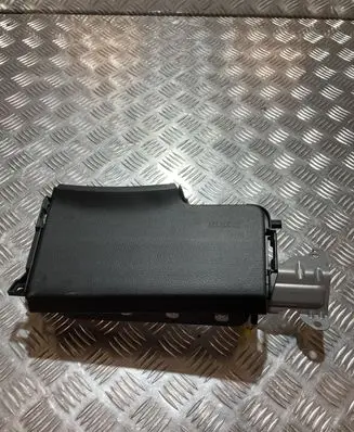 Suzuki Vitara (LY) Knee airbag PK20586