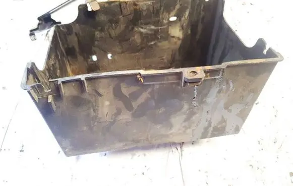 Peugeot 406 Battery box tray 9630495880