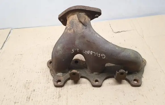 Mitsubishi Galant Exhaust manifold