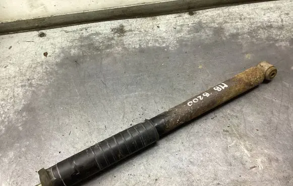 Rear shock absorber/damper