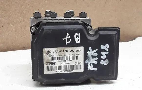 Volkswagen PASSAT B7 ABS Pump 3AA614109AQ