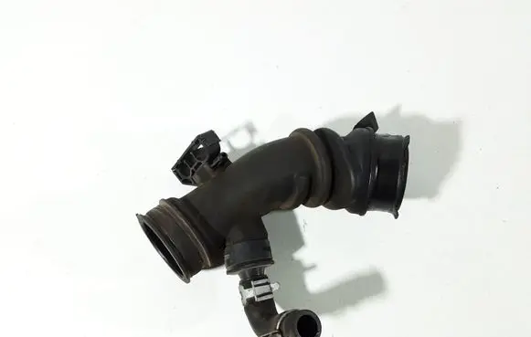Toyota Yaris Air intake hose/pipe 1788233010 1788233010A1 1788333020