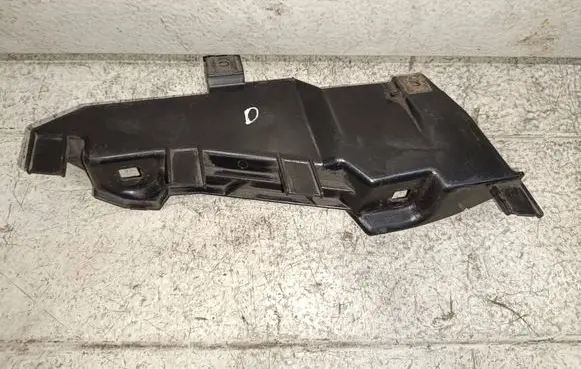 Headlight/headlamp mounting bracket