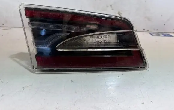 Tesla Model S Tailgate rear/tail lights 600592500B 6005922BU 00134113