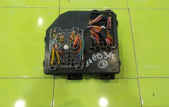 Opel Antara Fuse box set 95381499 14AB34