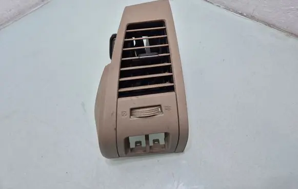 Nissan Murano Z50 Dashboard side air vent grill/cover trim 