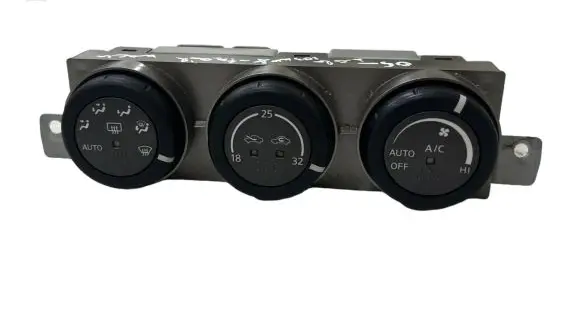 Nissan X-Trail T30 Climate control unit 27500EQ400 4F11 A0200018A05001