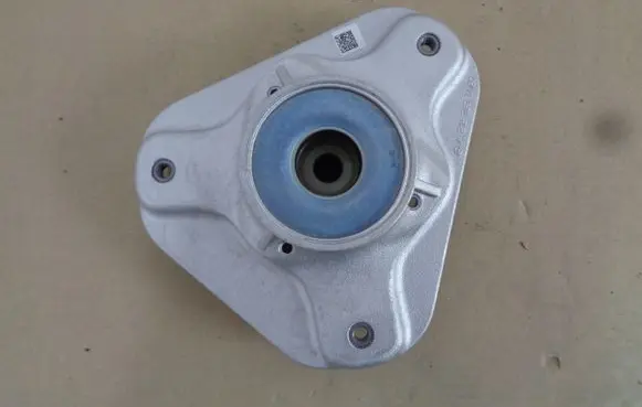 Mercedes-Benz E W212 Front shock absorber mounting bracket A2123230020