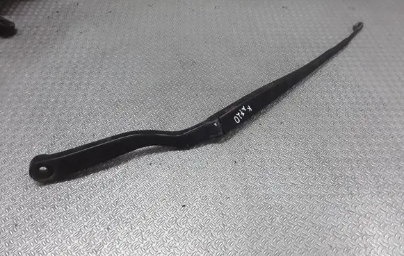 Nissan Murano Z50 Front wiper blade arm