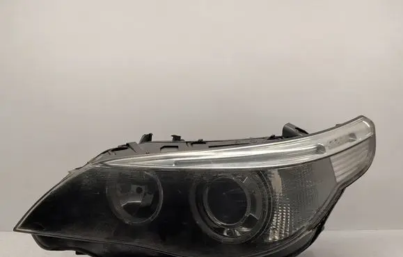 BMW 5 E60 E61 Headlight/headlamp 7189312