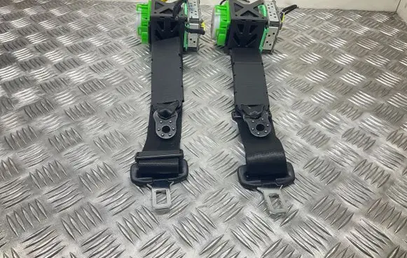 Audi TT TTS Mk2 Front seatbelt 8J7857705J 8J7857706J