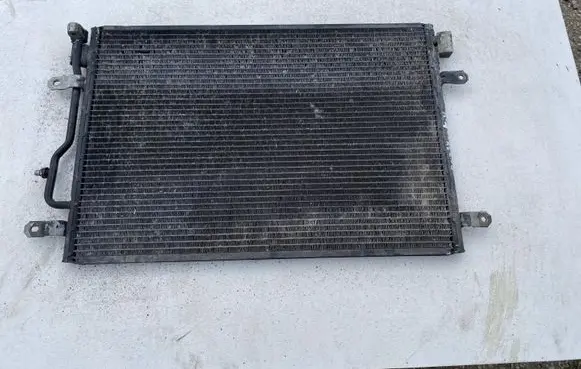 A/C cooling radiator (condenser)