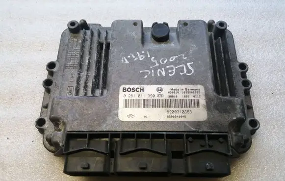 Renault Scenic II - Grand scenic II Engine control unit/module 0281011390 8200349846 8200310863
