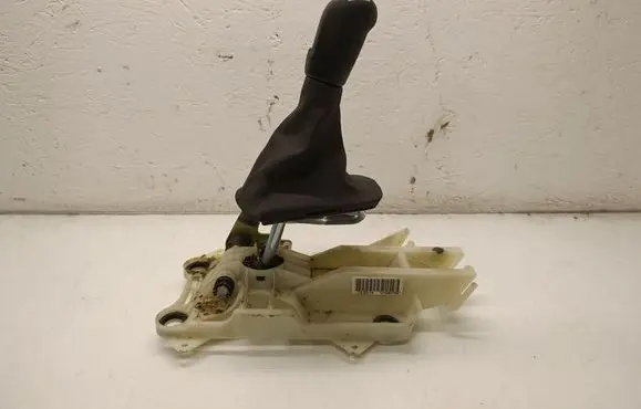 Volvo V50 Gear shifter/selector 31280762