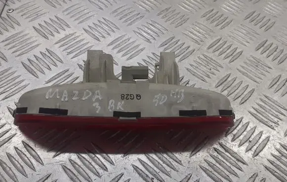 Mazda 3 I Third/center stoplight P3591