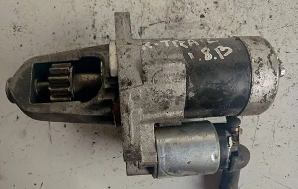 Nissan X-Trail T30 Starter motor