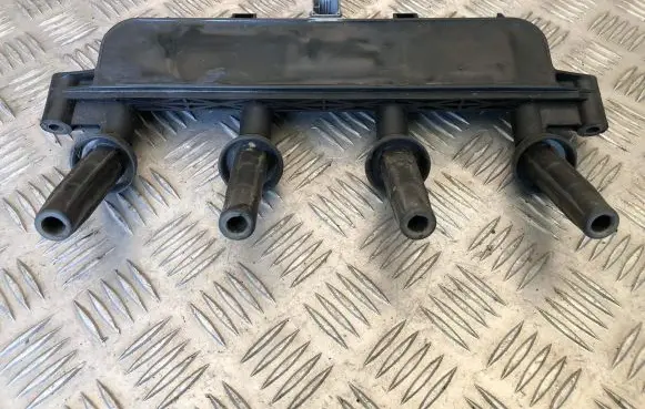Peugeot 206 High voltage ignition coil 154302 9645864380 PBTGF20