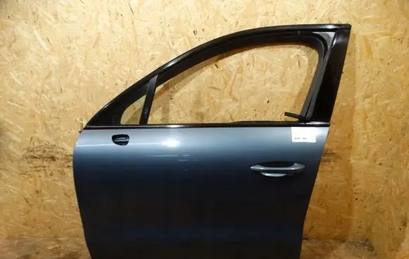 Porsche Cayenne (9Y0 9Y3) Front door