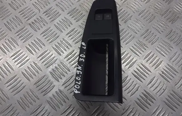 Volkswagen Polo IV 9N3 Front door window switch trim 6Q1867171E