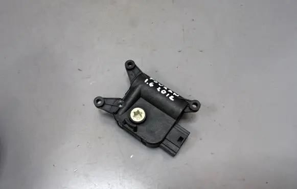 Volkswagen Touran II Air flap motor/actuator 1K0907511J 0132801392 996644NB
