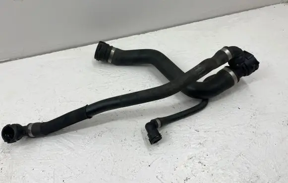 BMW 5 E60 E61 Engine coolant pipe/hose 7525641