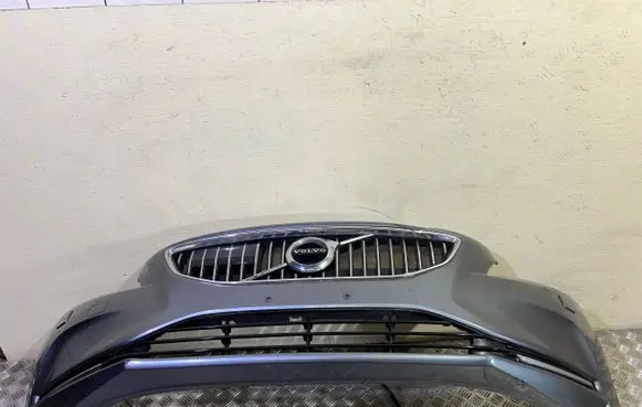 Volvo V40 Front bumper