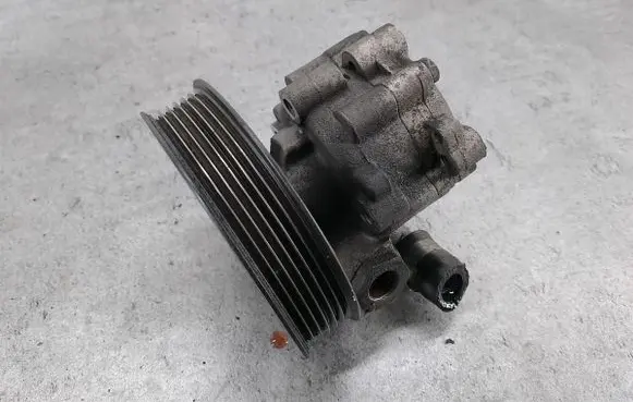 Alfa Romeo 159 Power steering pump