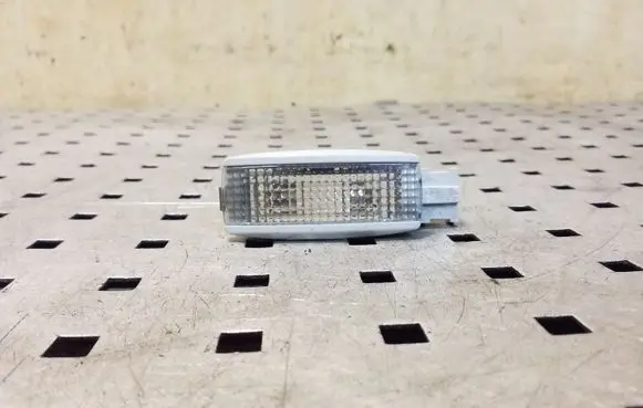Volkswagen Polo V 6R Other interior light 3B0947113