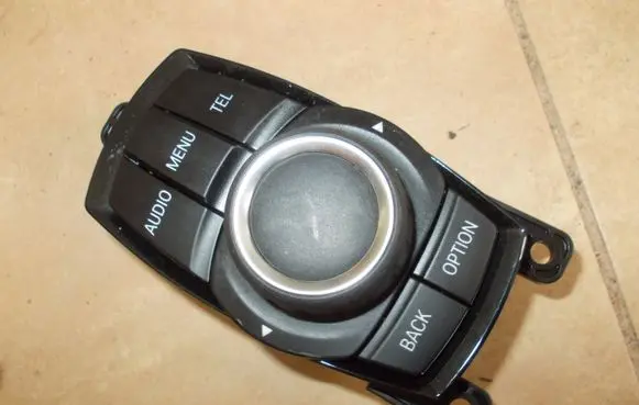 BMW X5 F15 Head unit multimedia control 