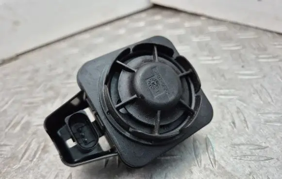 Skoda Octavia Mk3 (5E) Alarm system siren 5Q0951605A