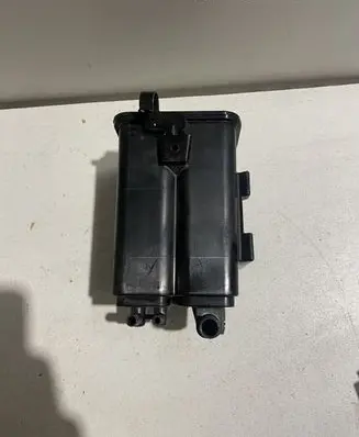 Mitsubishi Outlander Active carbon filter fuel vapour canister D618L06