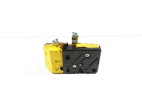 Volvo XC90 Front door lock 30663043