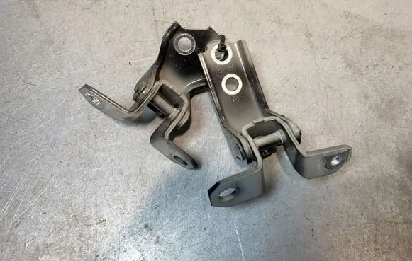 Suzuki Vitara (LY) Front door hinge set 9A10