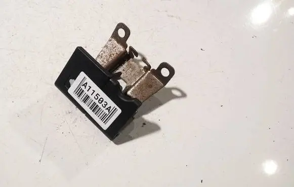 Nissan Micra Engine bonnet (hood) release handle