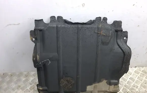 Jeep Grand Cherokee Engine splash shield/under tray