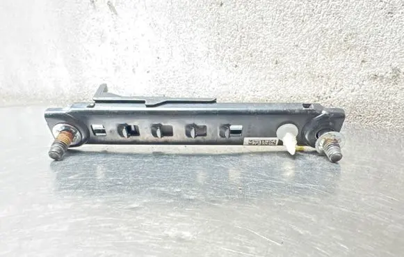 Opel Insignia A Seat belt adjustment rail 13577246