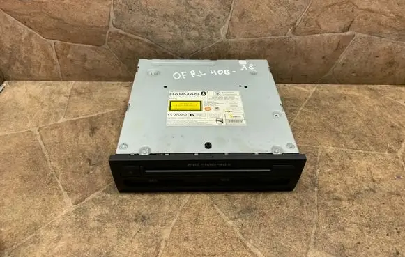 Audi A8 S8 D4 4H CD/DVD changer 4H0035666