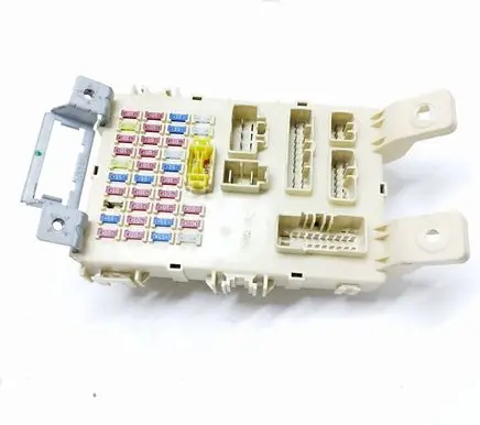 Hyundai i20 (PB PBT) Fuse module 919501J040 1009B05010