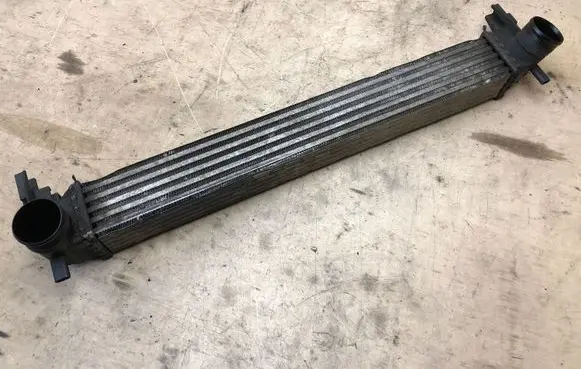 Skoda Fabia Mk2 (5J) Intercooler air channel guide 6R0145805