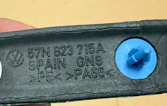 Volkswagen Tayron I Fender foam support/seal 57N823715A