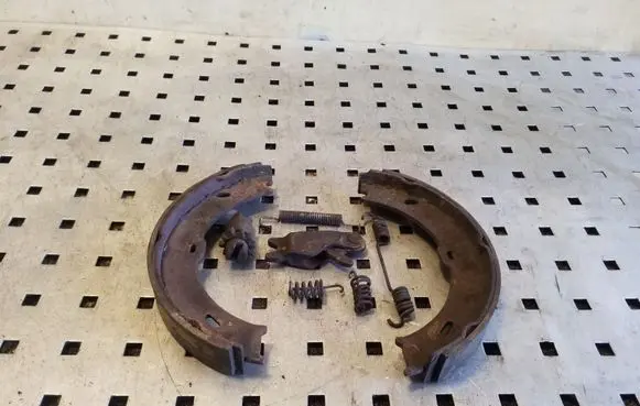 Volkswagen Crafter Handbrake/parking brake pads 